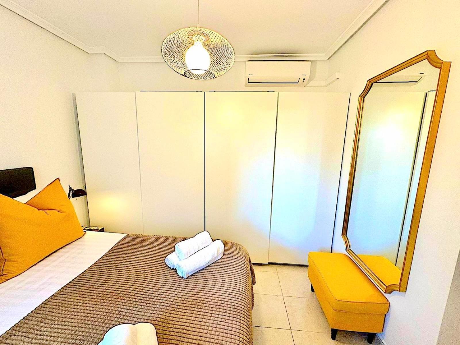 Atico Con Jacuzzi Privado , 1 Min Walk De Playa Levante Санта-Пола Екстер'єр фото